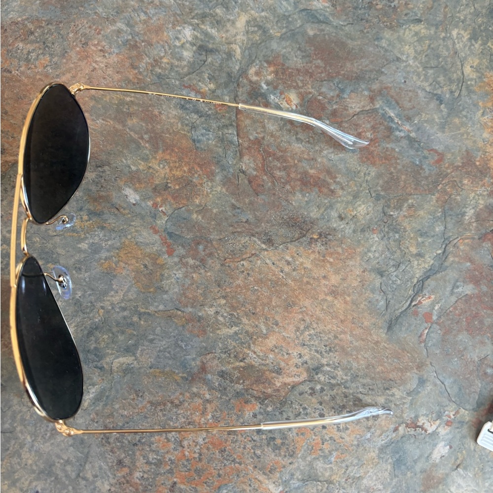 Ray-Ban Gold Aviator Sunglasses classic.Size L. New , no box - Picture 9 of 12
